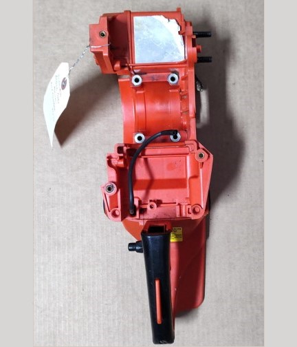ECHO CS-370 P021009858 ENGINE COVER ASSY (USED)